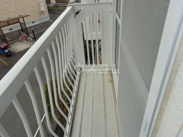 13/21 バルコニー