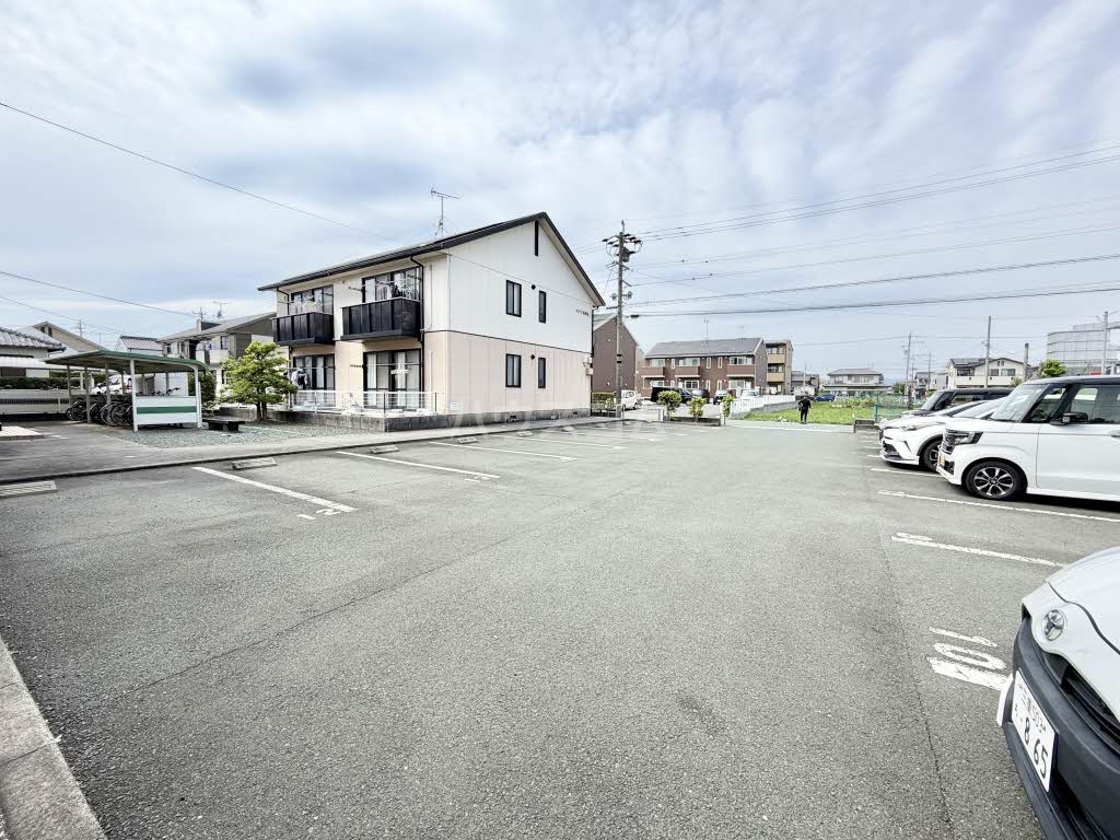 3/5 駐車場