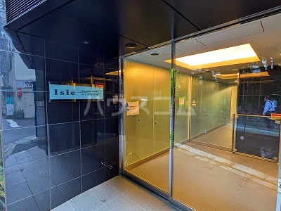 17/26 エントランス