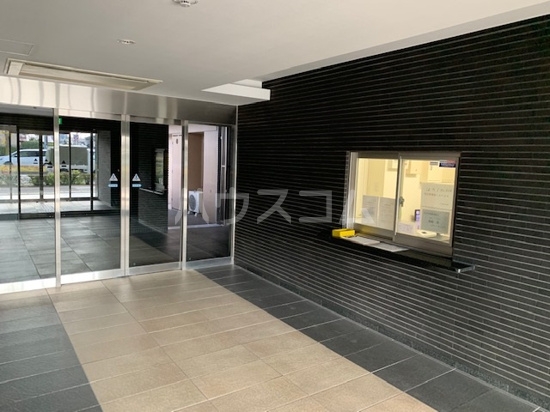 17/24 エントランス