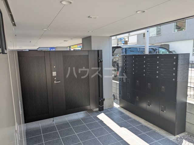 29/30 エントランス