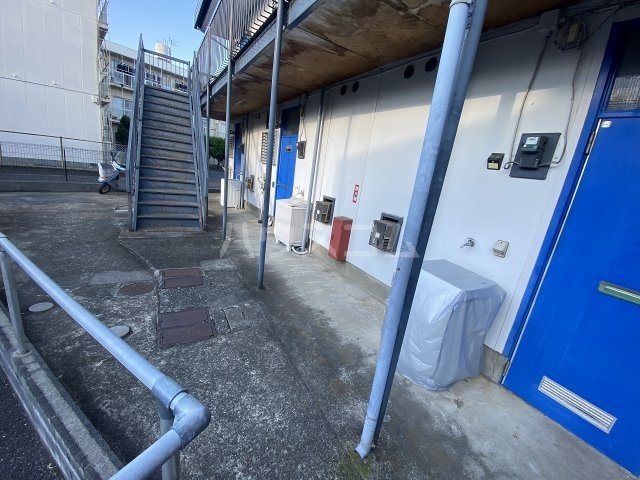 18/28 エントランス