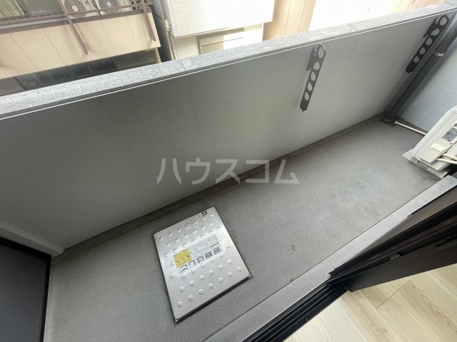 20/30 バルコニー