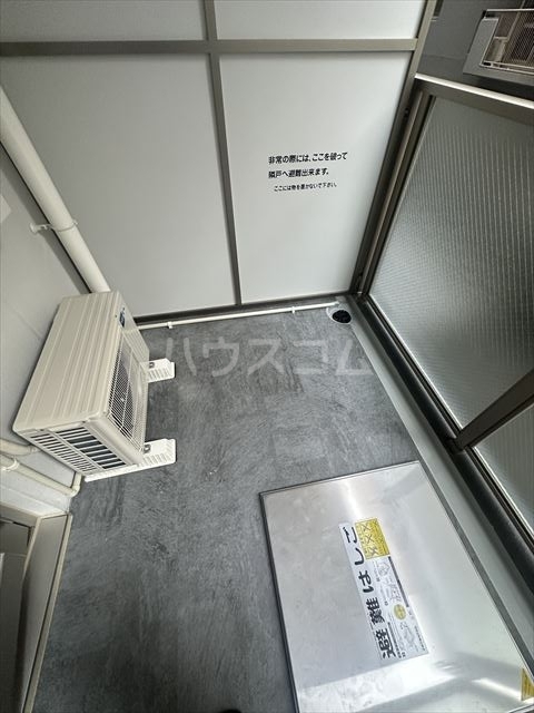 13/18 バルコニー