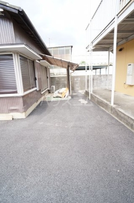 14/21 駐車場