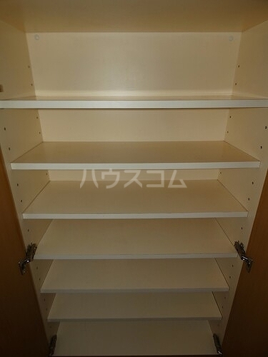 13/25 収納