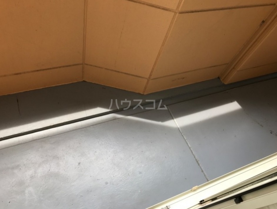 15/28 バルコニー