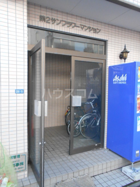 22/30 エントランス
