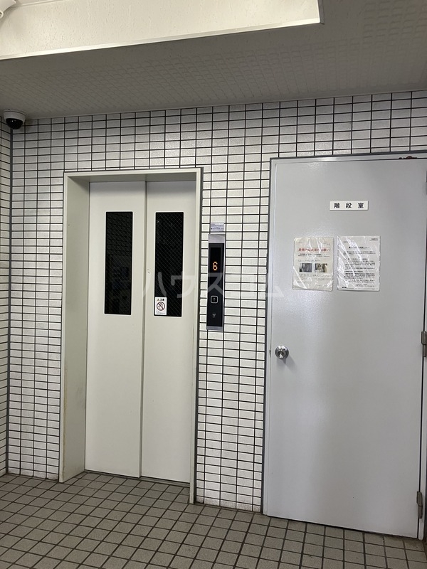2/11 エントランス