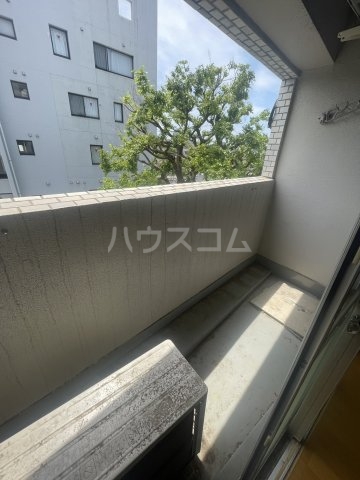 15/28 バルコニー