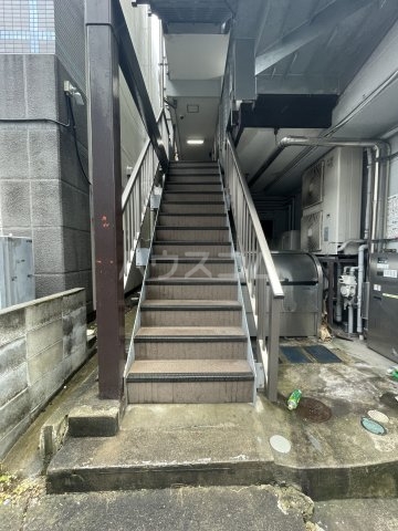 17/22 エントランス