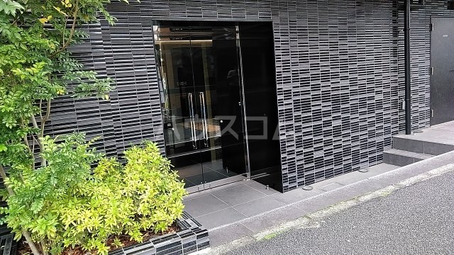 22/29 エントランス