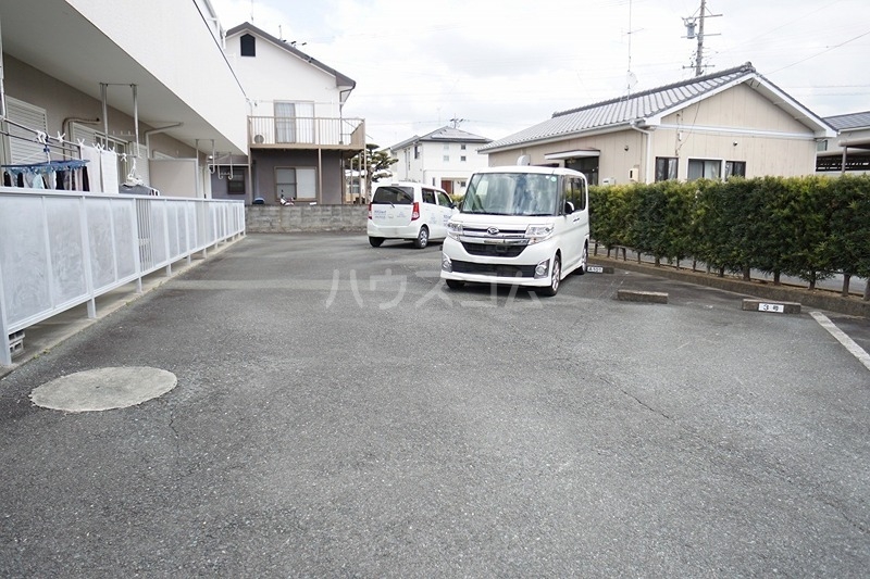 19/20 駐車場
