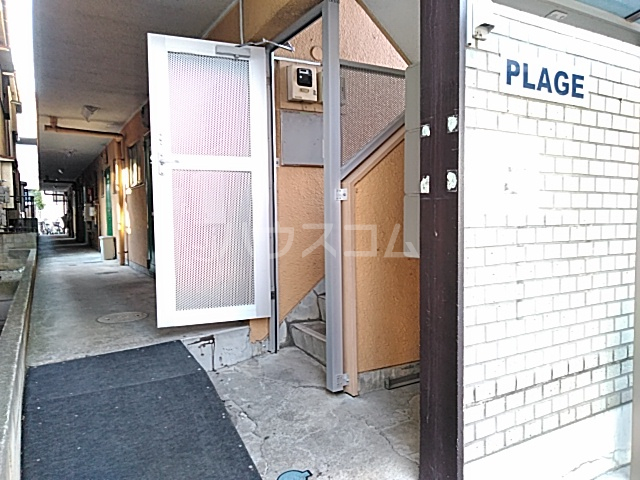 17/20 エントランス