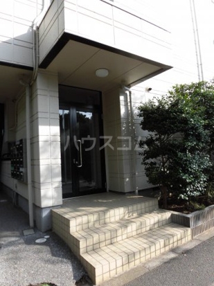 21/26 エントランス