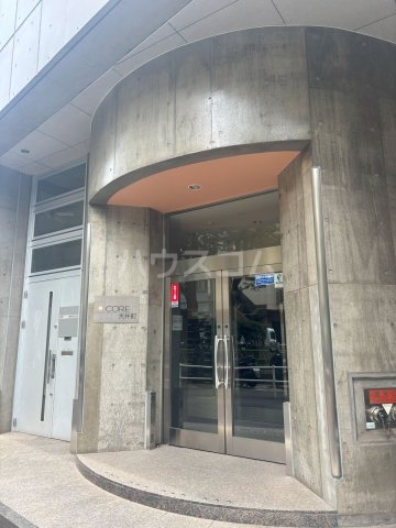 18/26 エントランス