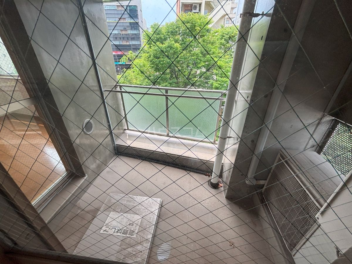 13/26 バルコニー