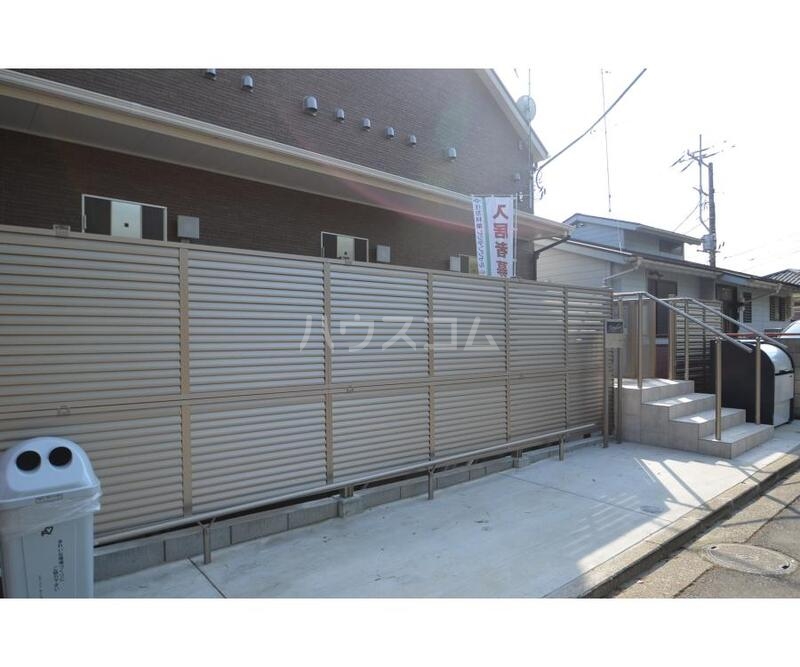 20/24 エントランス