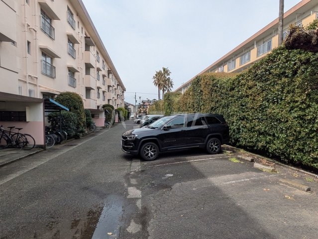 17/25 駐車場