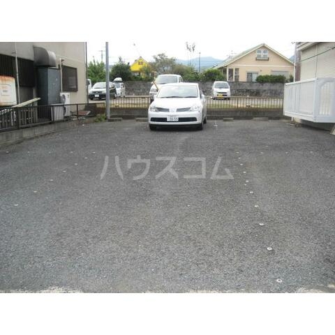 16/26 駐車場