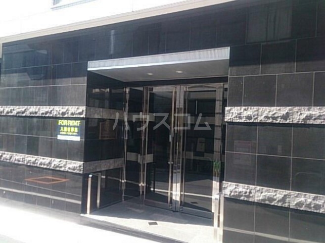 19/29 エントランス