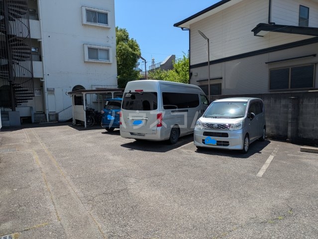 2/9 駐車場