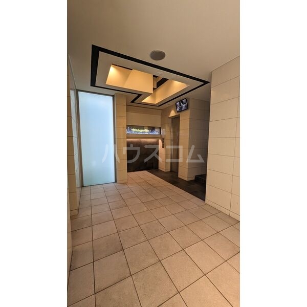 14/17 エントランス