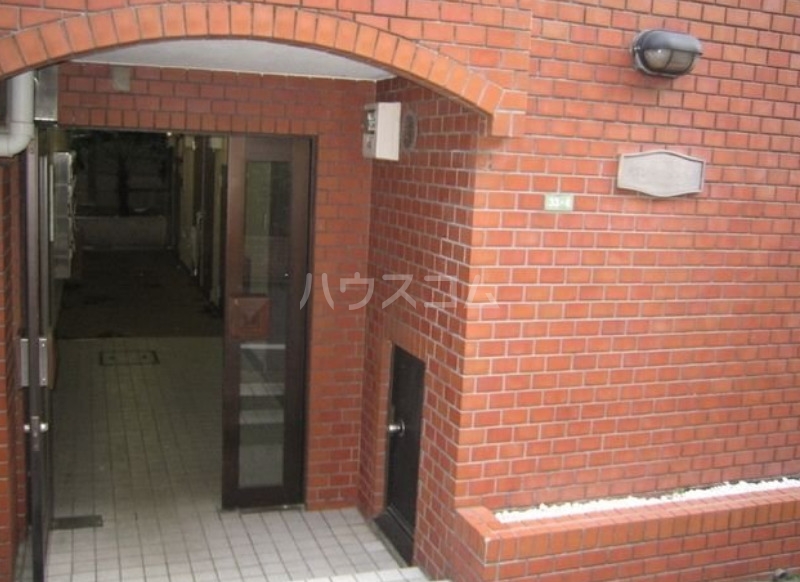 14/16 エントランス