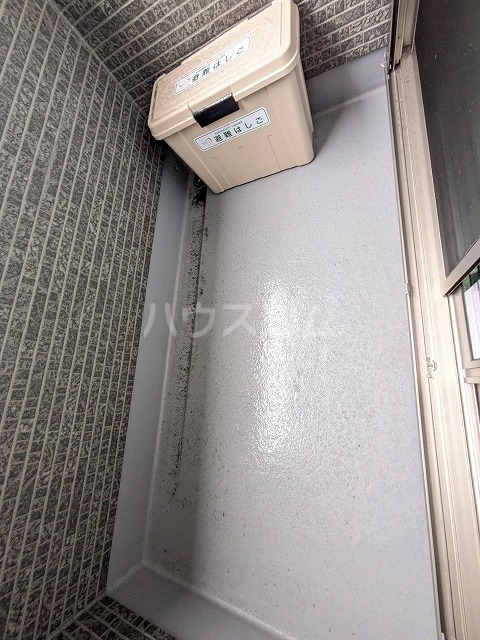 23/30 バルコニー