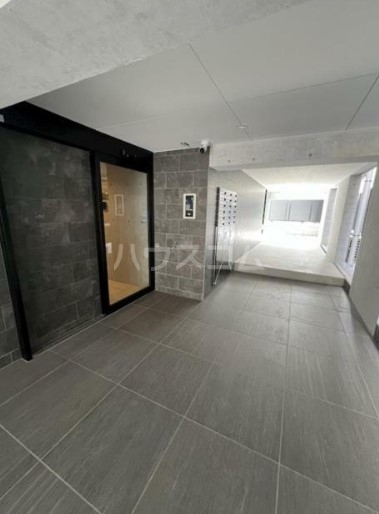 24/29 エントランス