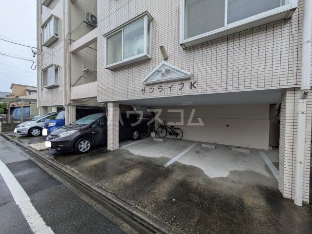2/10 駐車場