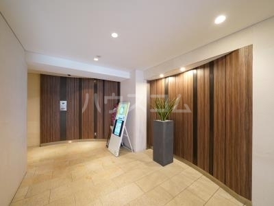 14/25 エントランス