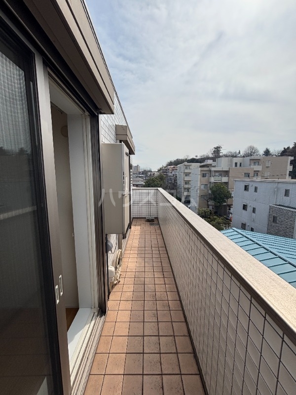 13/30 バルコニー