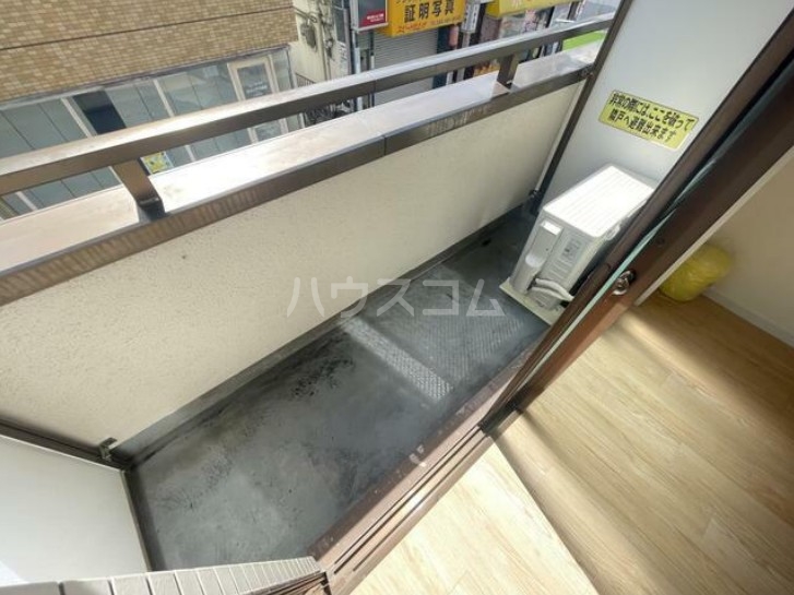 13/30 バルコニー