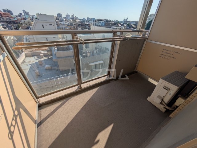17/30 バルコニー