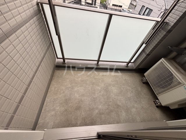 21/30 バルコニー