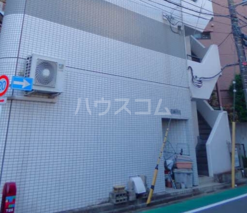 15/25 エントランス