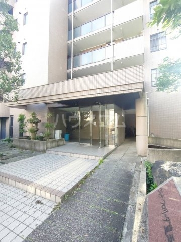 29/30 エントランス