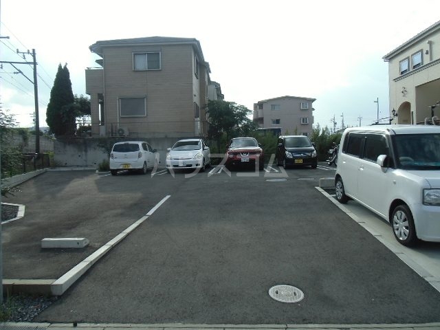 15/22 駐車場
