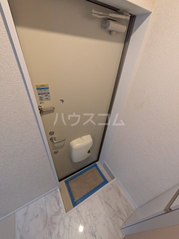 7/24 玄関