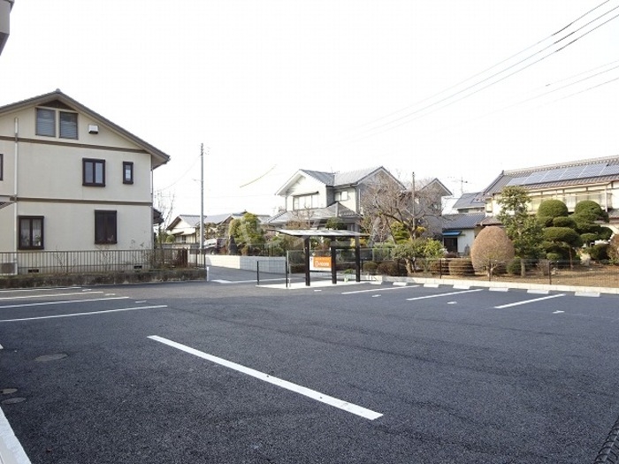 17/20 駐車場