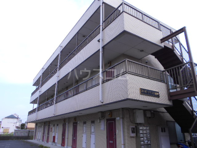 21/30 エントランス