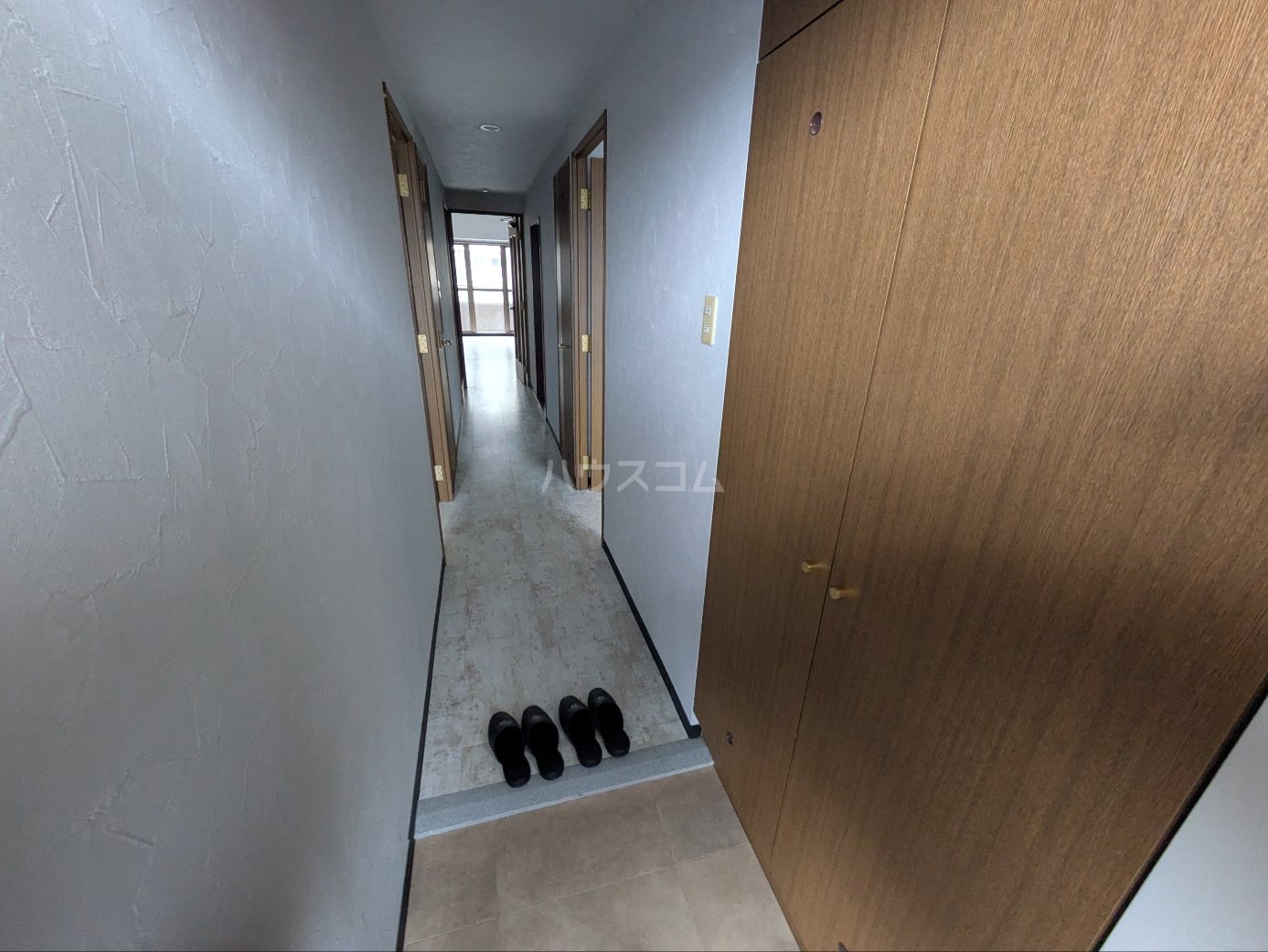 8/22 玄関