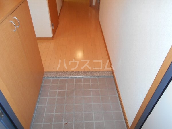 13/30 玄関