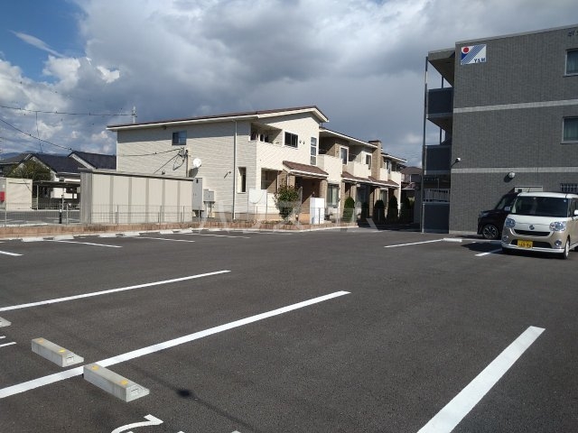 24/29 駐車場