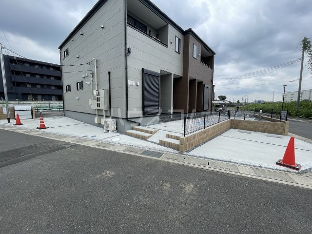 18/28 駐車場
