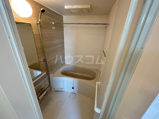 13/29 浴室
