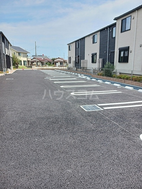 17/28 駐車場