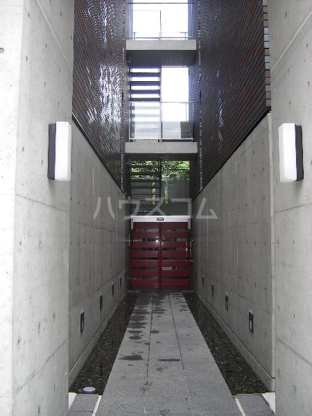 2/8 エントランス