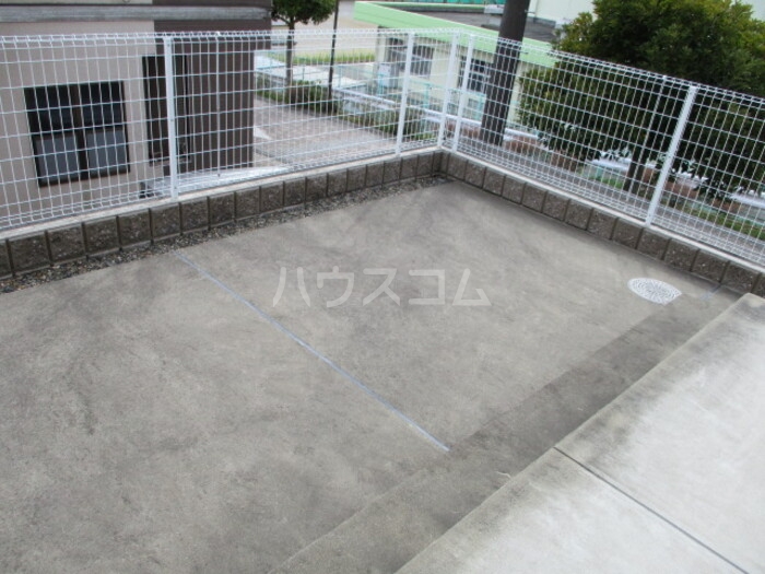 15/16 駐車場
